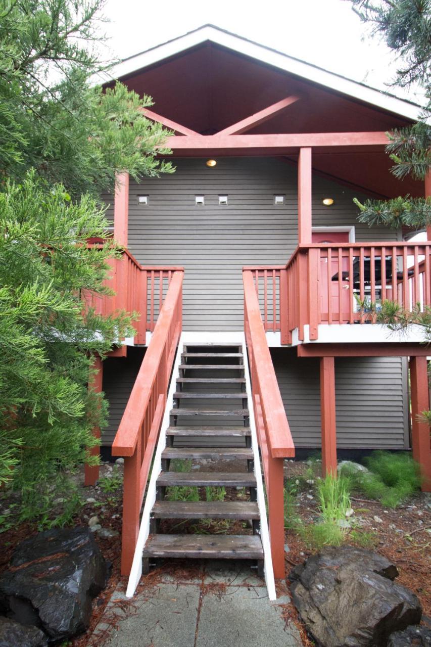 Reef Point Cottages Ucluelet Extérieur photo