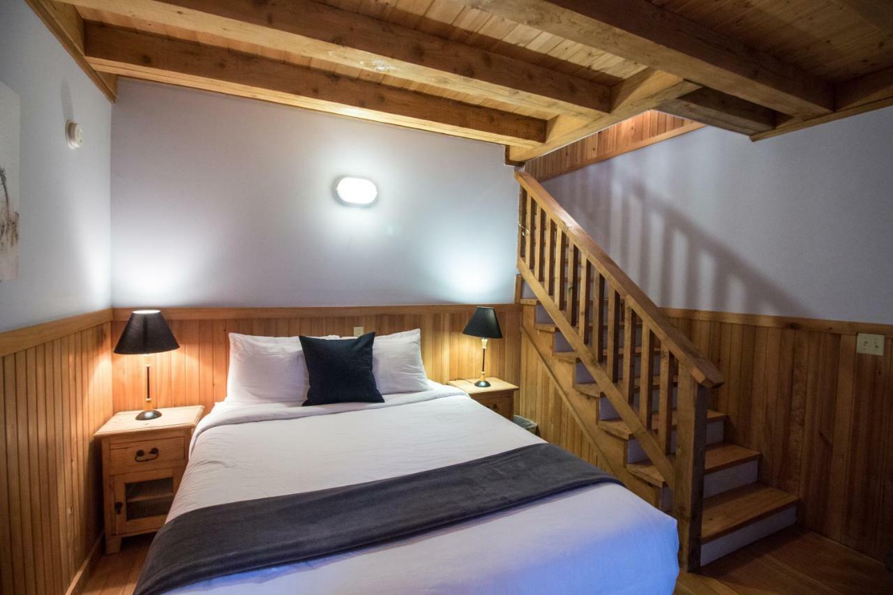 Reef Point Cottages Ucluelet Extérieur photo