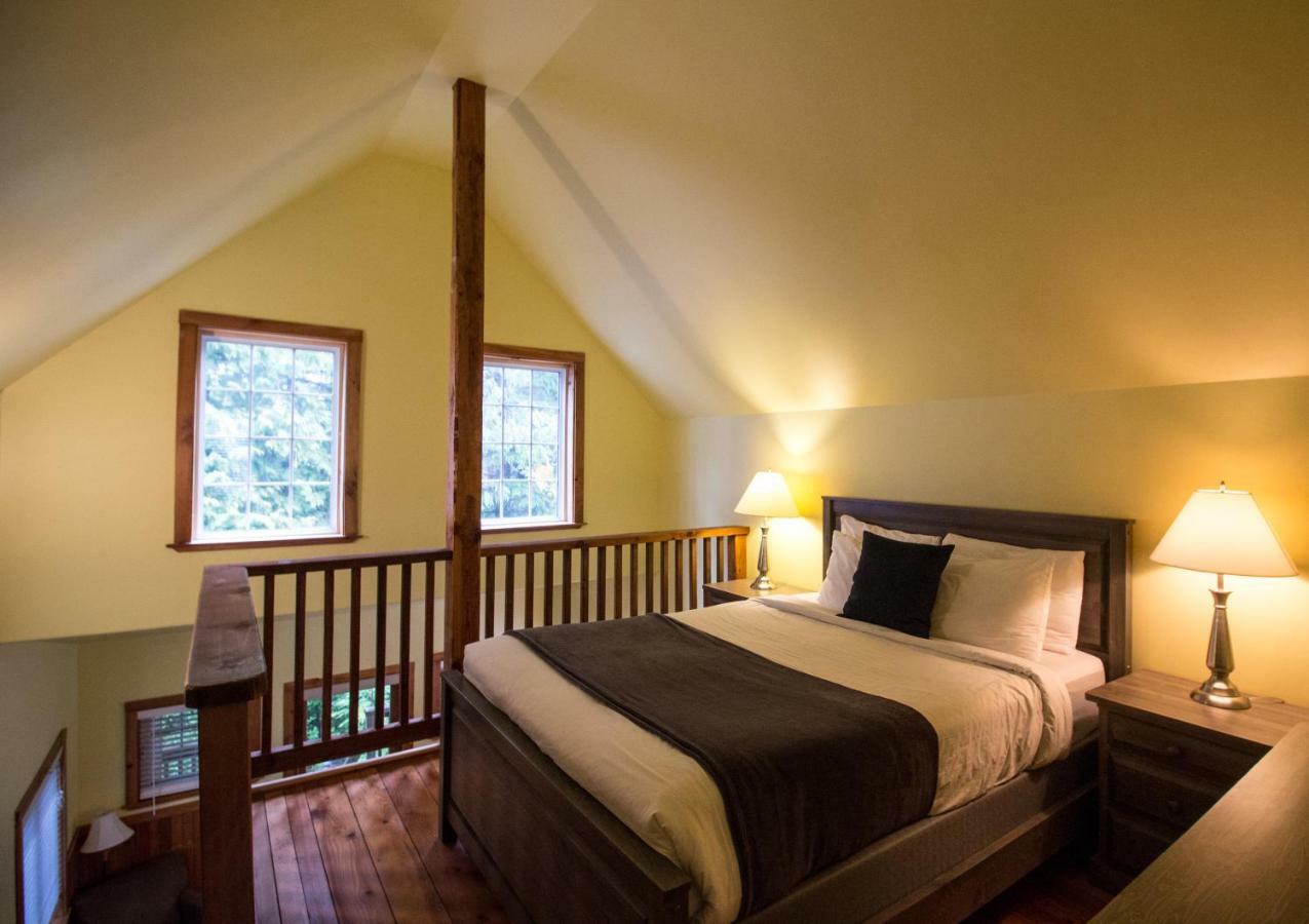 Reef Point Cottages Ucluelet Extérieur photo