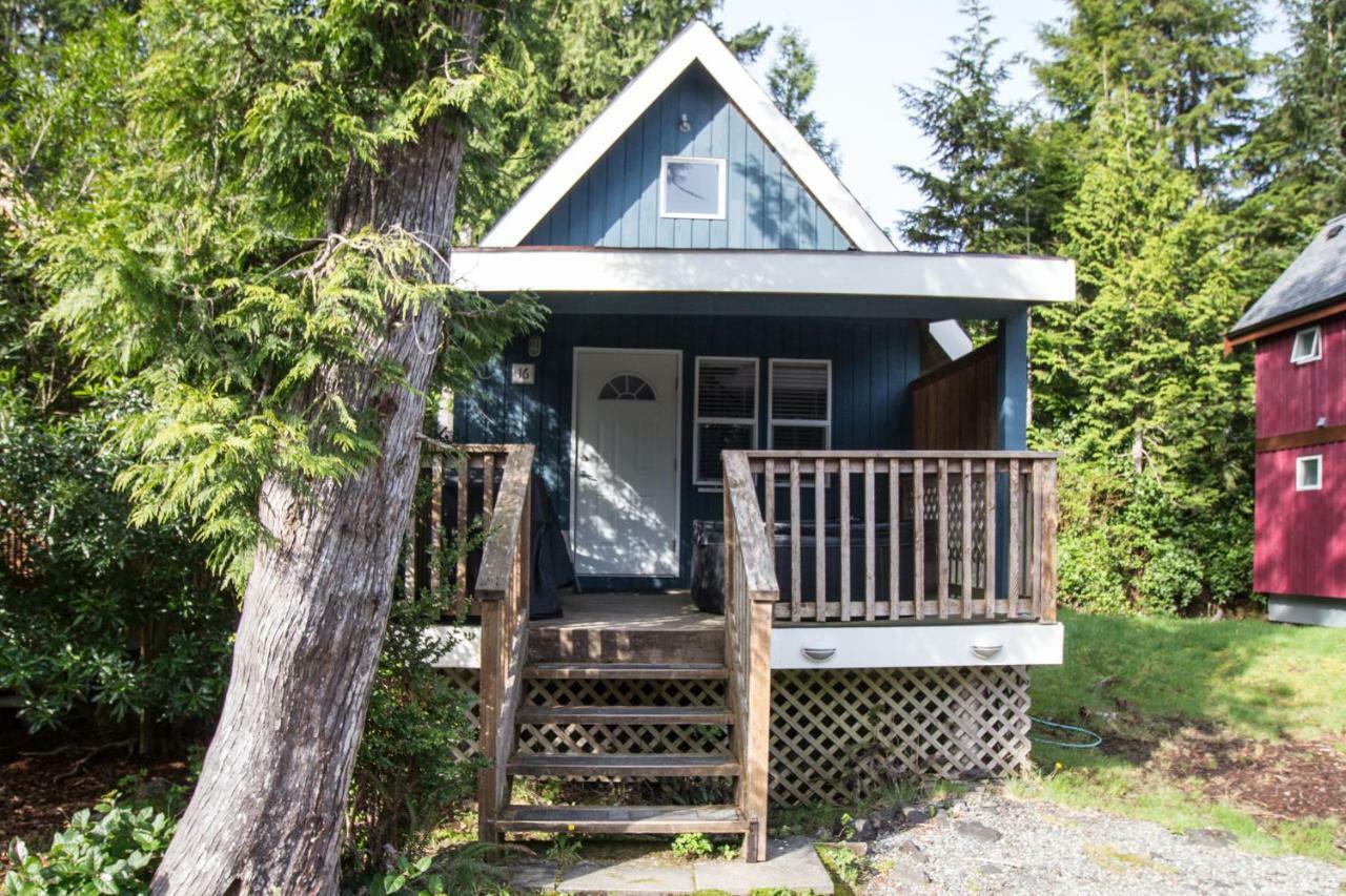 Reef Point Cottages Ucluelet Extérieur photo